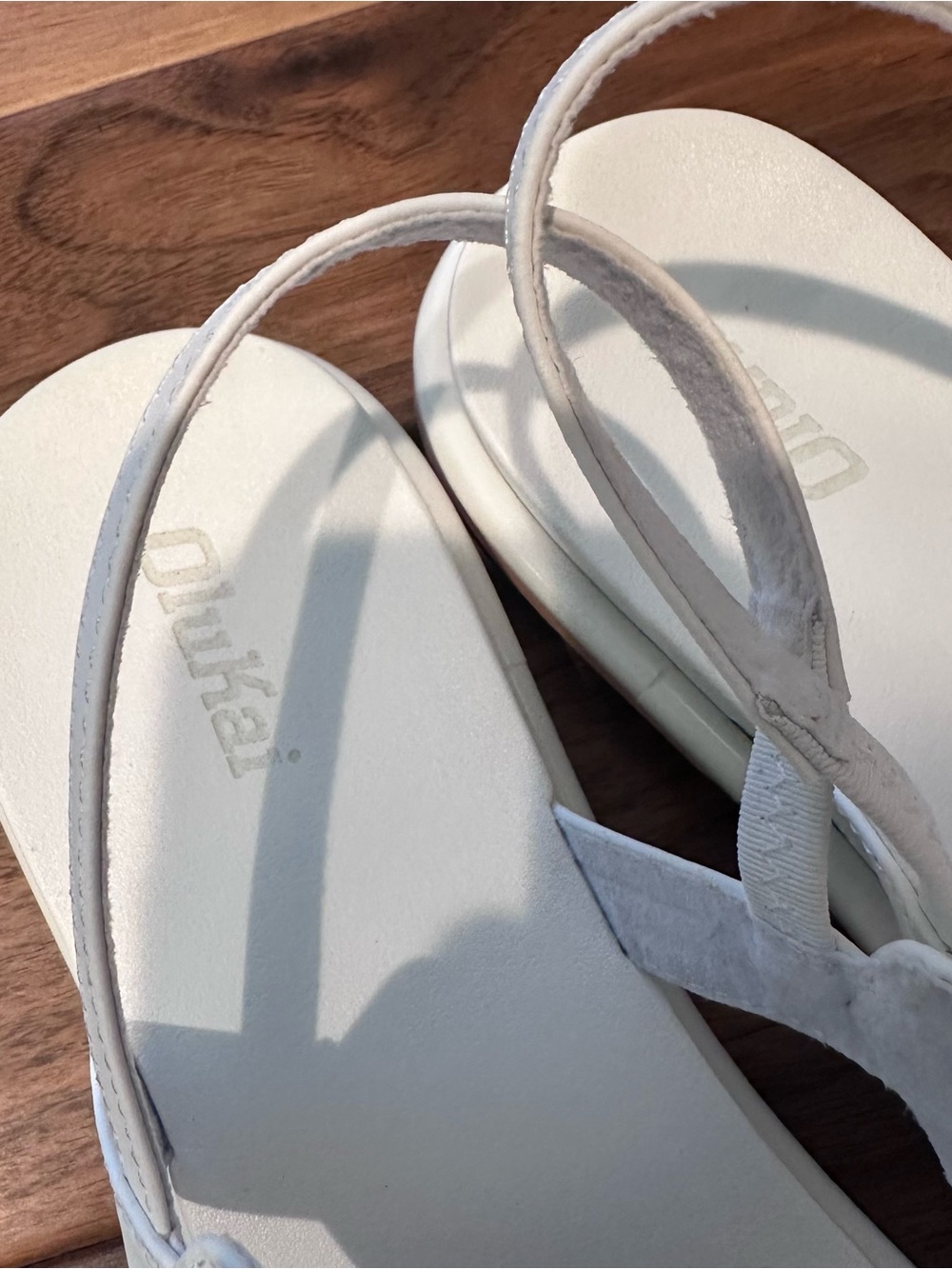 OluKai La'i T-Bar Comfort Sandals - Picture 7 of 9